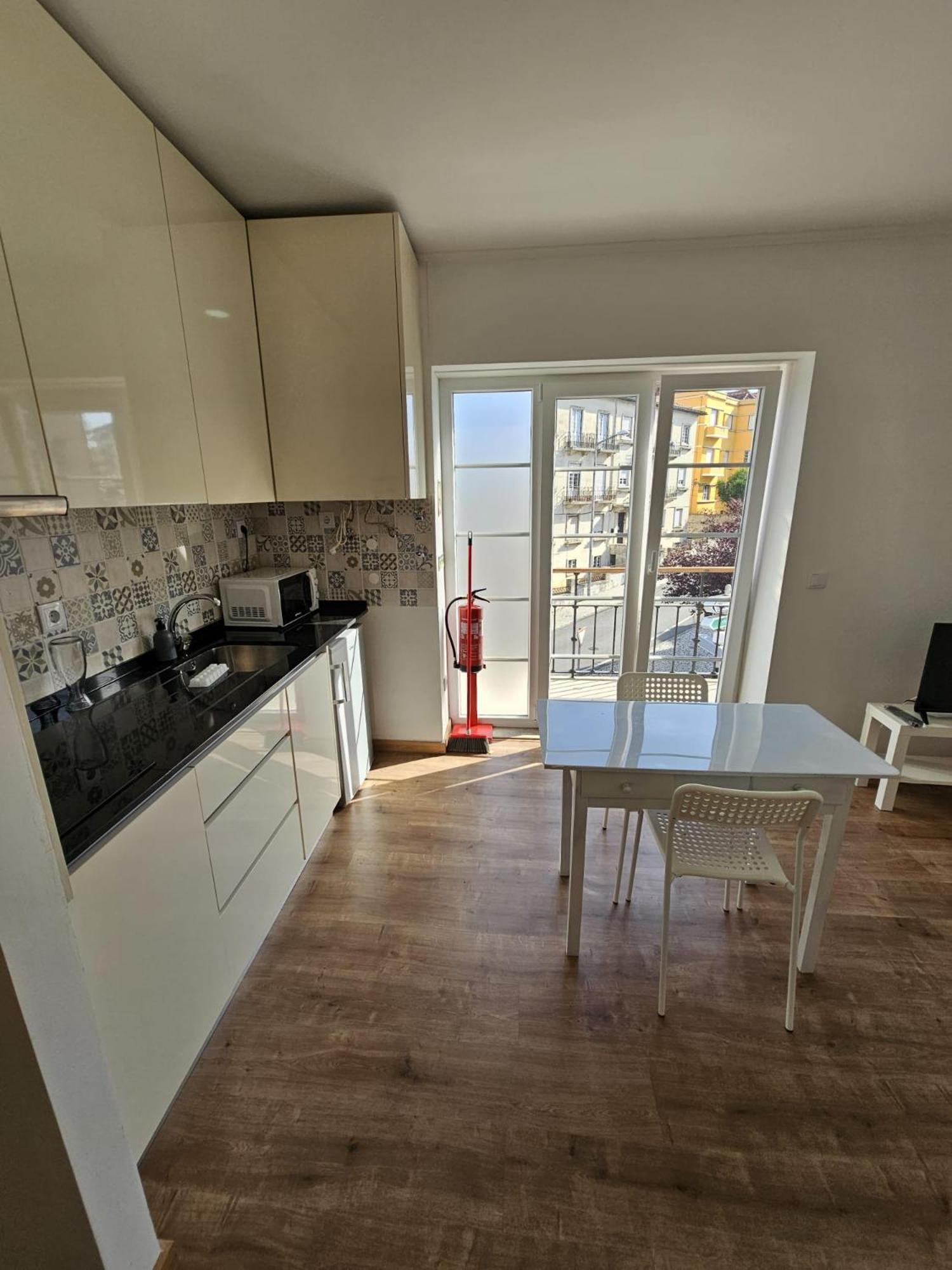 Coimbra Holiday Residence - Largo Da Conchada מראה חיצוני תמונה